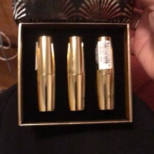 OK 🥰Ladies 🥰 20 4K gold glam lipsticks at Royal nude Ritchie purple royal red